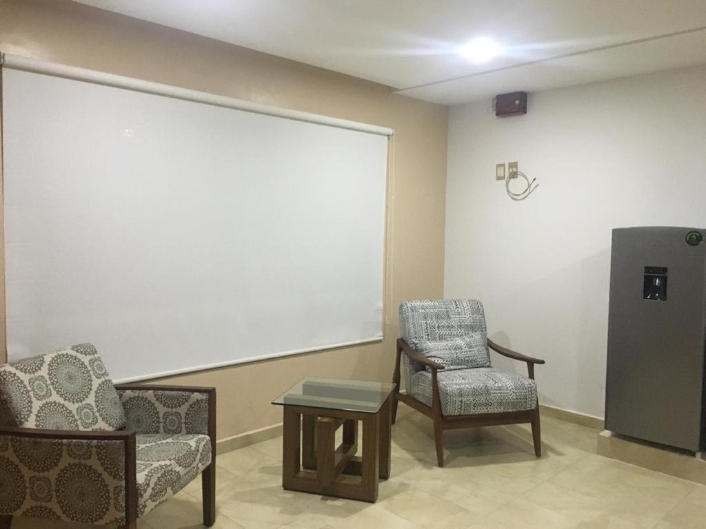 Hotel Y Suites Maria Fernanda Zitacuaro ภายนอก รูปภาพ