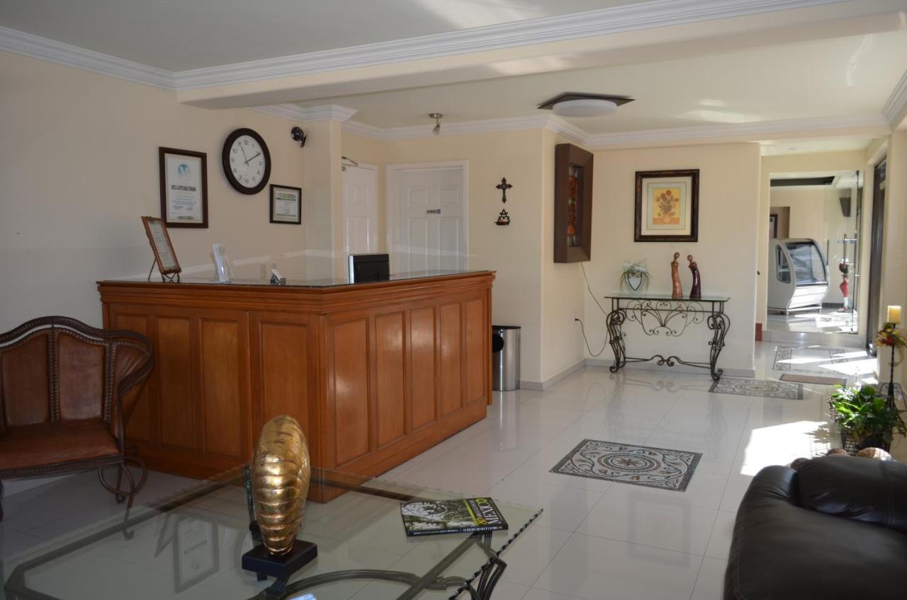 Hotel Y Suites Maria Fernanda Zitacuaro ภายนอก รูปภาพ